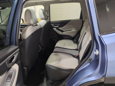 Used 2024 Subaru Forester Premium AWD/4WD image 13