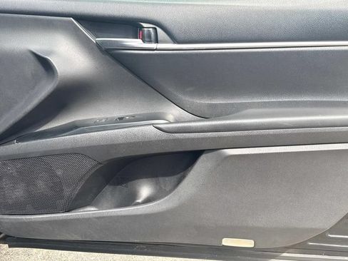 Used 2019 Toyota Camry LE FWD image 17
