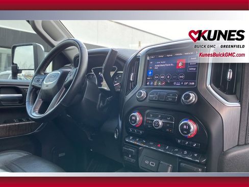 Used 2023 GMC Sierra 3500 Denali w/ Denali Black Diamond Edition image 38