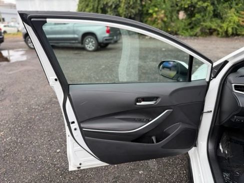 Used 2024 Toyota Corolla SE FWD image 14