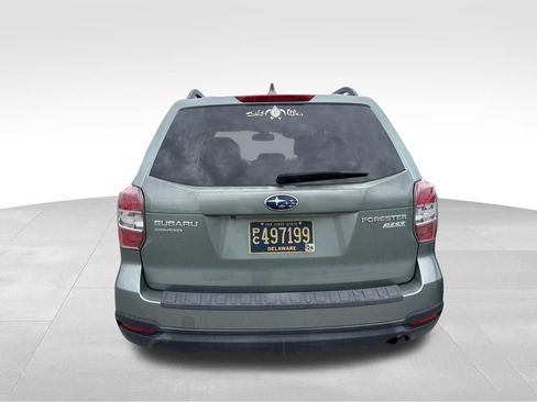 Used 2016 Subaru Forester 2.5i Premium w/ Popular Package #2 AWD/4WD image 6