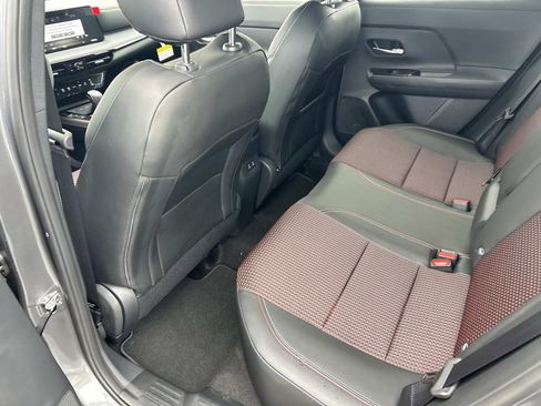 New 2026 Nissan Kicks SR w/ Interior Electronics Package FWD image 18