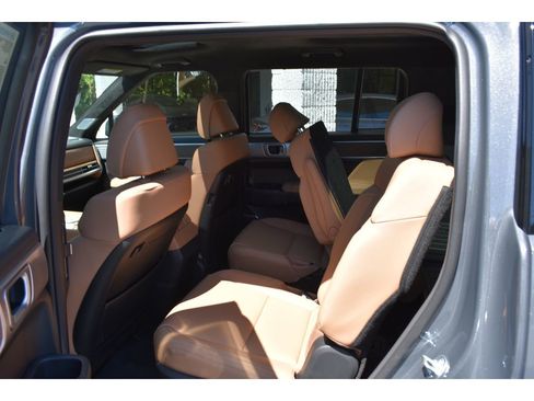 New 2026 Hyundai Santa Fe Calligraphy image 9