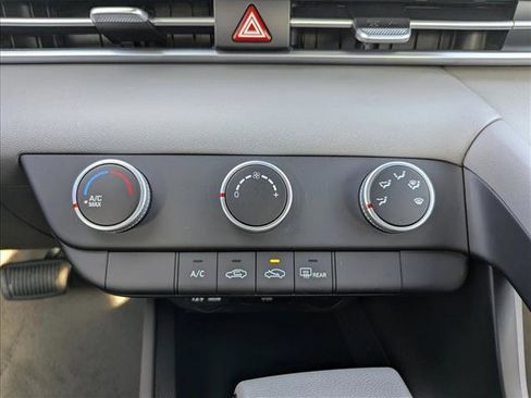 New 2026 Hyundai Elantra SE w/ Cargo Package image 20