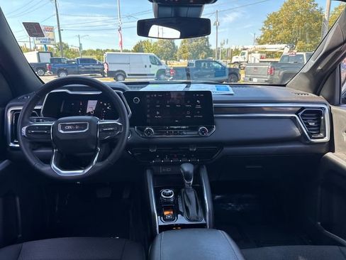 Certified 2023 GMC Canyon Elevation image 16