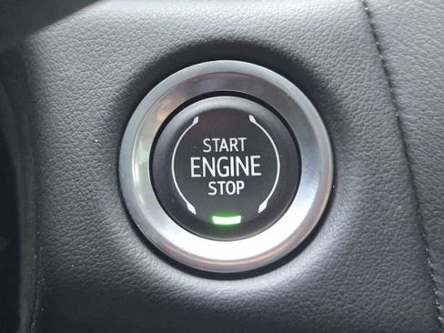 Used 2021 Chevrolet Tahoe Z71 AWD/4WD image 22
