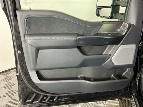 New 2026 Ford F250 Platinum image 16