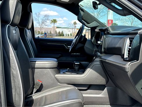 Used 2024 GMC Sierra 1500 AT4X w/ AT4X AEV Edition image 7