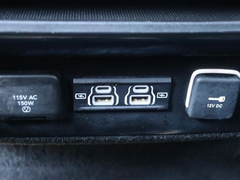 Used 2024 Jeep Wagoneer L Series II w/ Flexible Seating Group image 24