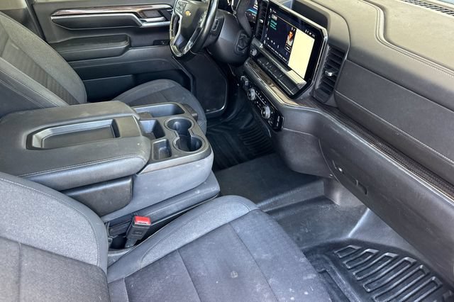 Used 2024 Chevrolet Silverado 2500 LT w/ Convenience Package AWD/4WD image 15