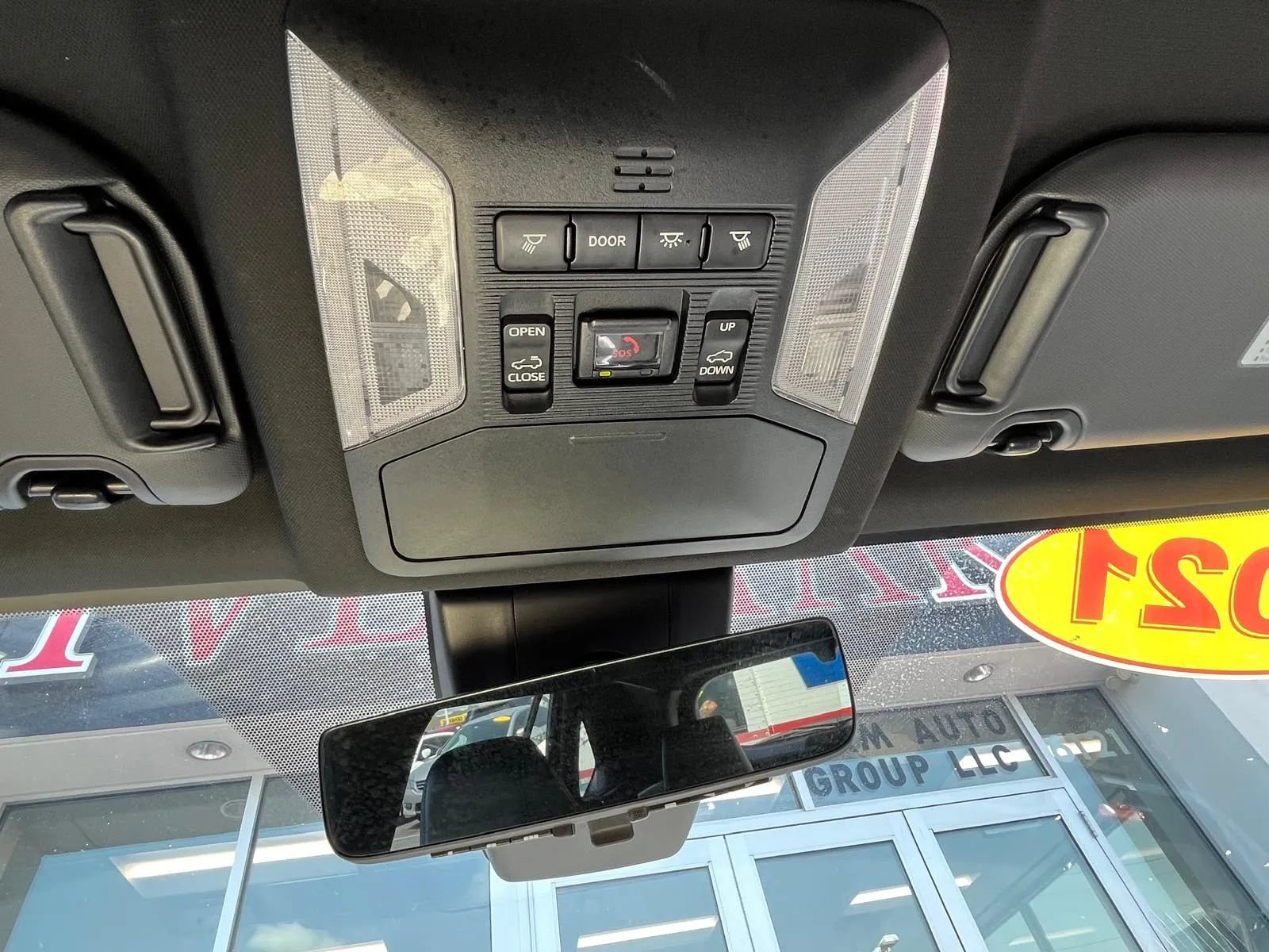 Used 2021 Toyota RAV4 XSE AWD/4WD image 22