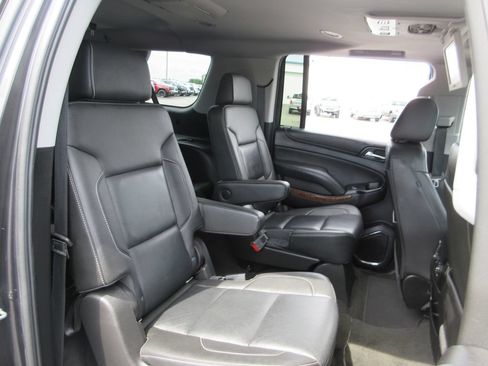 Certified 2018 Chevrolet Suburban Premier AWD/4WD image 27