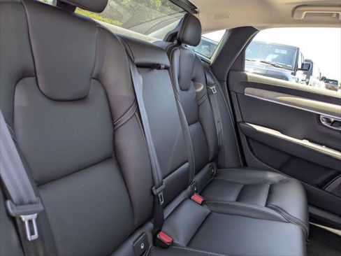 Used 2023 Volvo S90 T8 Ultimate AWD/4WD image 22