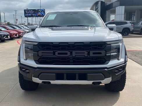 Used 2025 Ford F150 Raptor AWD/4WD image 8