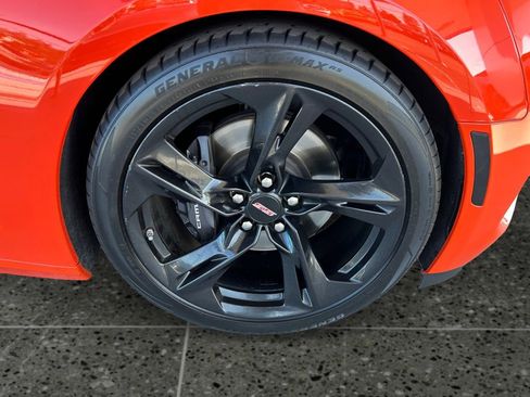 Used 2021 Chevrolet Camaro SS image 9