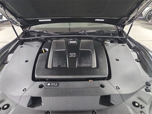 New 2026 Lexus LS 500 AWD image 26