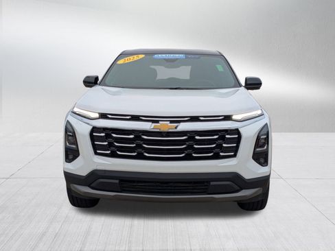 Certified 2025 Chevrolet Equinox LT w/ Safety and Technology Package image 8