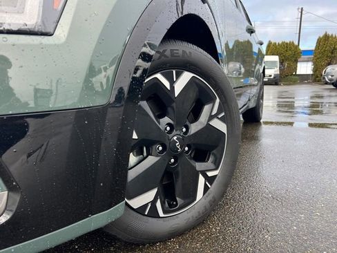 Certified 2025 Kia Niro Wind w/ Wind Preserve Package image 2