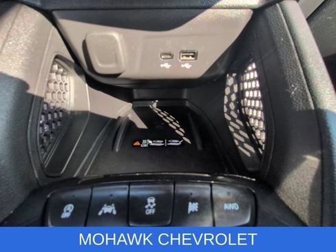 Certified 2025 Chevrolet TrailBlazer LT w/ Convenience Package AWD/4WD image 34