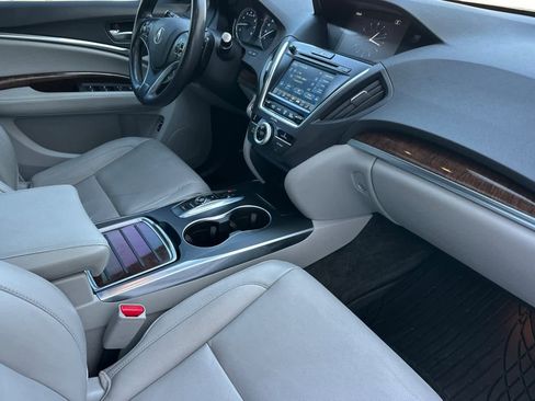 Used 2019 Acura MDX FWD image 18