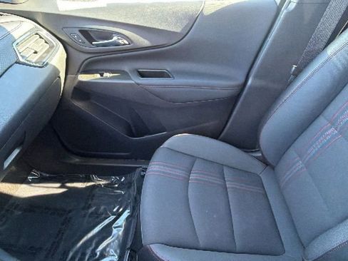 Used 2024 Chevrolet Equinox RS AWD/4WD image 12