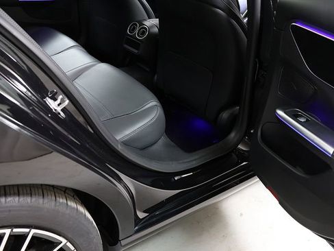 Certified 2023 Mercedes-Benz C 300 4MATIC Sedan image 31