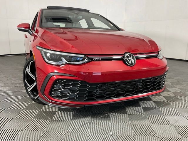 Used 2024 Volkswagen GTI SE FWD image 8