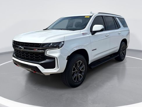 Used 2021 Chevrolet Tahoe Z71 w/ Z71 Off-Road Package image 3