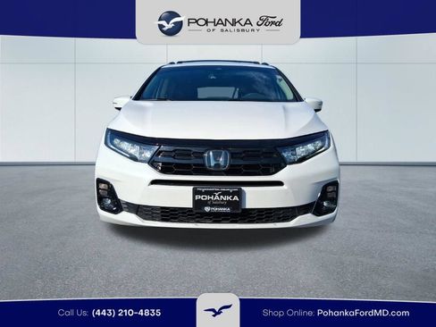Used 2025 Honda Odyssey Elite image 2