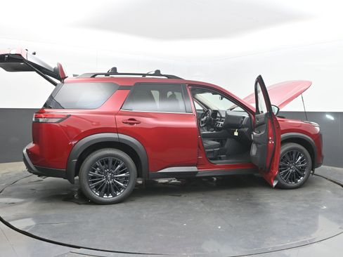New 2026 Nissan Pathfinder SL AWD/4WD image 43