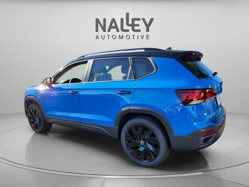 New 2024 Volkswagen Taos SE image 3