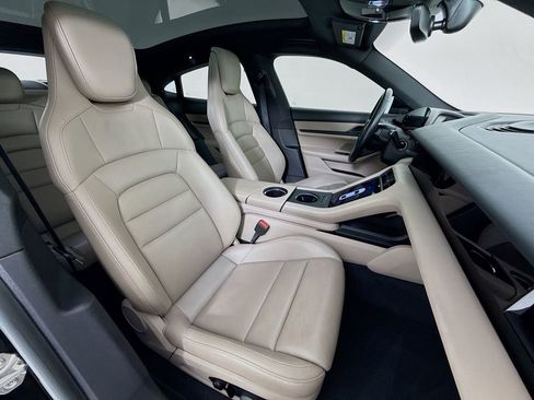 Certified 2021 Porsche Taycan RWD image 30