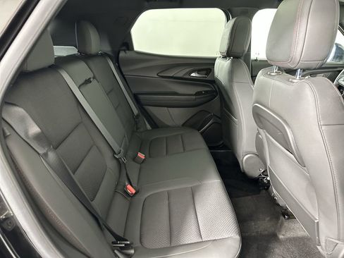 Used 2023 Chevrolet TrailBlazer RS w/ Sun and Liftgate Package AWD/4WD image 29