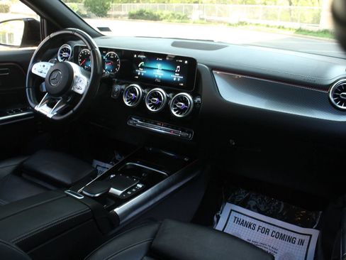 Used 2021 Mercedes-Benz GLA 35 AMG 4MATIC w/ Premium Package image 26