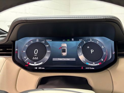 New 2025 Land Rover Range Rover SE image 16