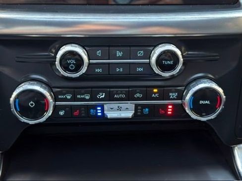 Used 2023 Ford F150 Lariat w/ Equipment Group 502A High AWD/4WD image 40