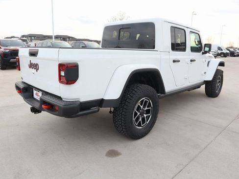 New 2026 Jeep Gladiator Rubicon w/ Steel Power Dome Hood Package AWD/4WD image 20