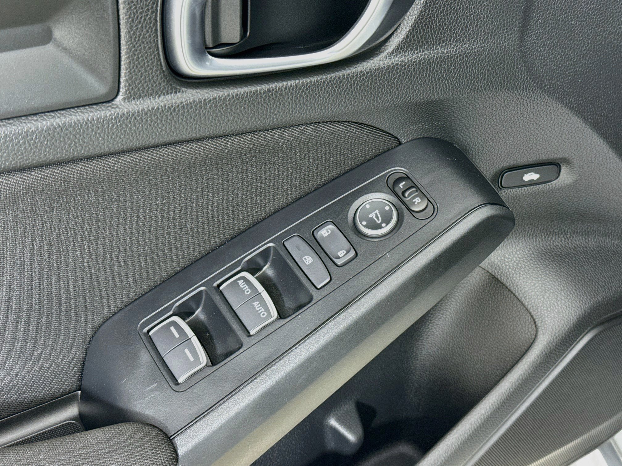Used 2025 Honda Civic Sport image 19