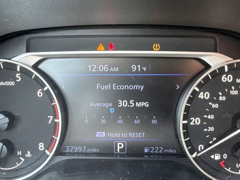 Certified 2025 Nissan Altima 2.5 SV FWD image 41