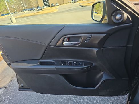 Used 2013 Honda Accord EX-L image 27