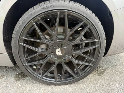 Used 2017 Alfa Romeo Giulia Ti AWD/4WD image 12