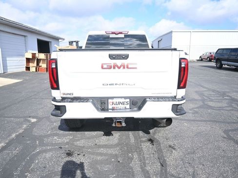 Used 2024 GMC Sierra 3500 Denali w/ Denali Reserve Package image 12