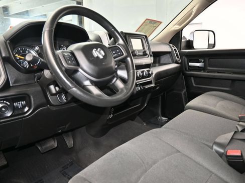 Used 2019 RAM 3500 Tradesman RWD image 12