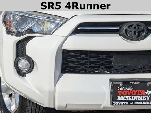 Used 2020 Toyota 4Runner SR5 image 3