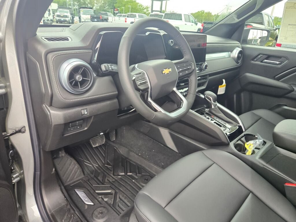 New 2026 Chevrolet Colorado LT w/ LT Convenience Package AWD/4WD image 18