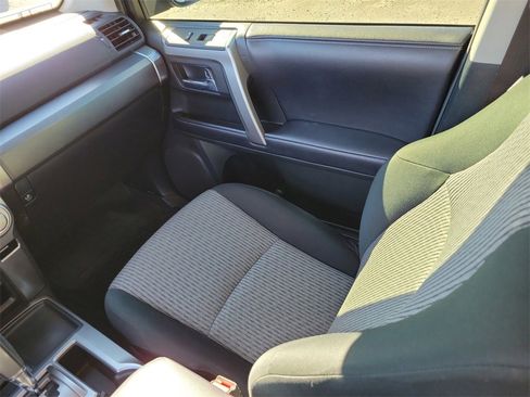 Used 2018 Toyota 4Runner SR5 image 16