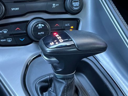 Used 2023 Dodge Challenger SXT image 20