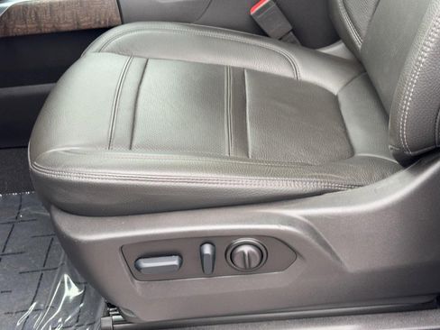 Used 2022 GMC Sierra 1500 Denali w/ Denali Premium Package image 23