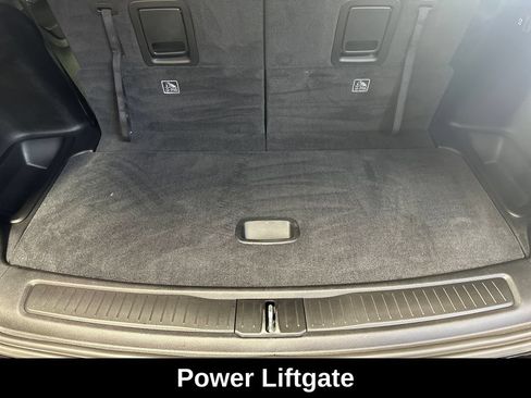 Used 2024 Jeep Grand Cherokee L Altitude AWD/4WD image 11