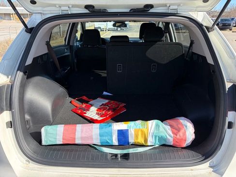 Used 2021 Kia Sportage LX image 9